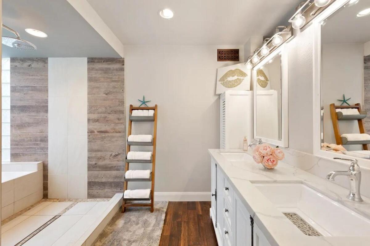 Elegant Beach Living, Just Blocks To The Sand Huntington Beach Luaran gambar